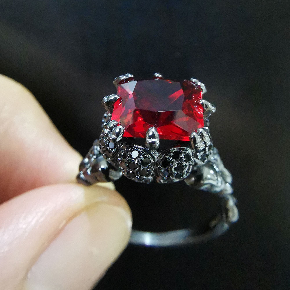 Gothic Skull Ring - Anillo Gótico de Calavera Negra con