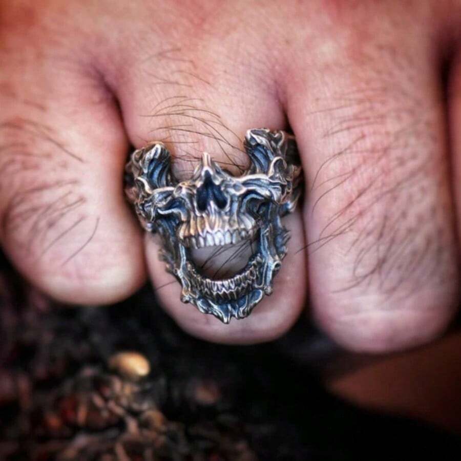Anillo Vintage Gótico con Másc - Gothic Skull Ring reseña y precio